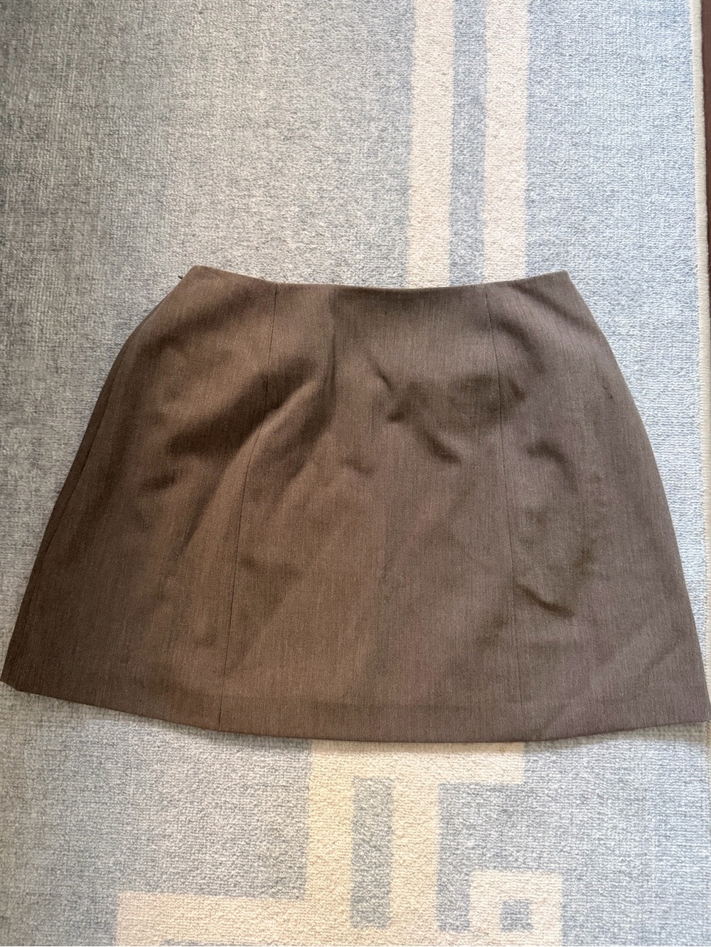 Kourt Koko Taupe/Gray/Brown Button-Front Mini Skirt with Flap Pockets - Picture 10 of 10